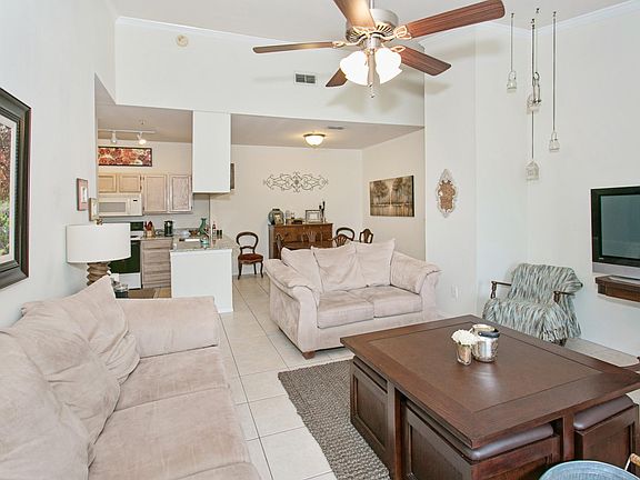 4th image of 120 VERA CRUZ Drive #835