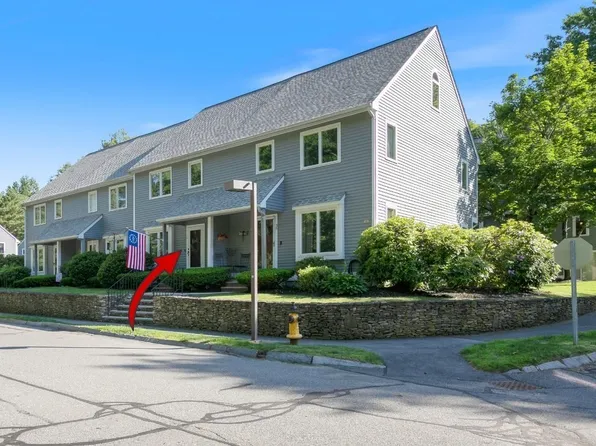 34 Country Hollow Ln #34, Haverhill, MA 01832