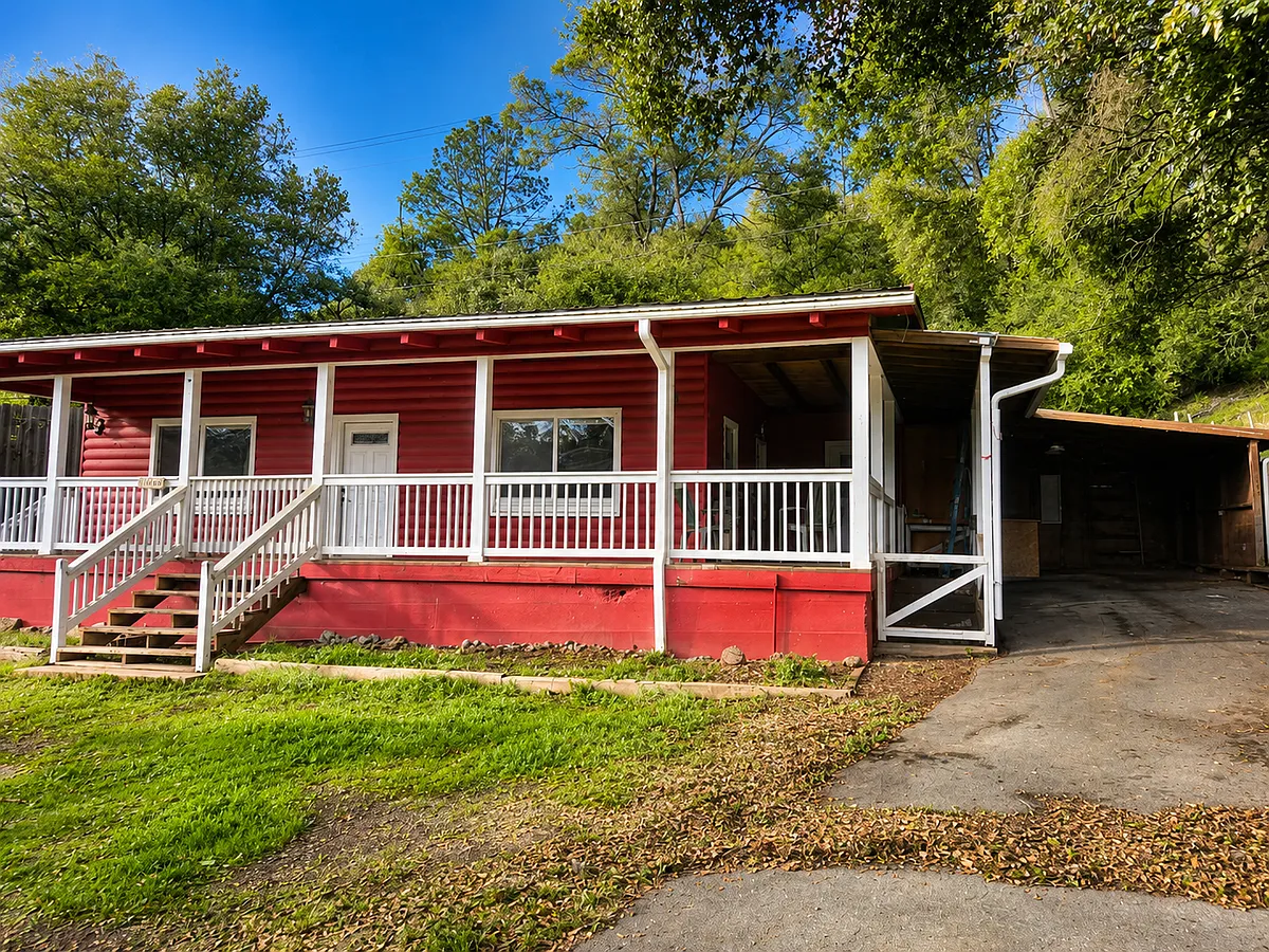 Building Photo - 14905 State Highway 88