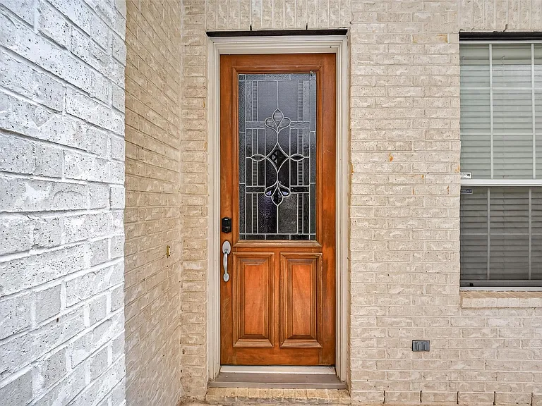 10134 Holly Chase Dr — Photo 4
