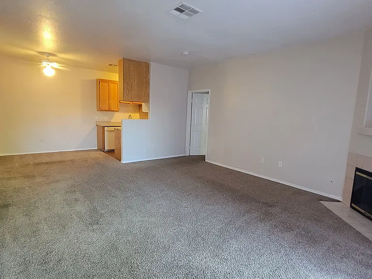 4730 E Craig Rd #1036 — Photo 3
