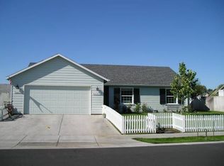 690 W Sandpiper Ave, Hermiston, OR 97838