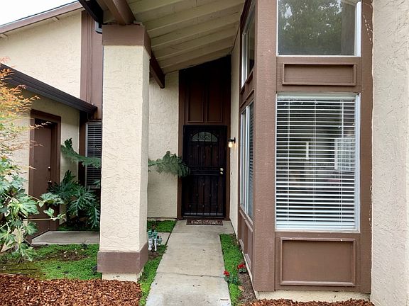 2nd image of 10 Nutwood Cir