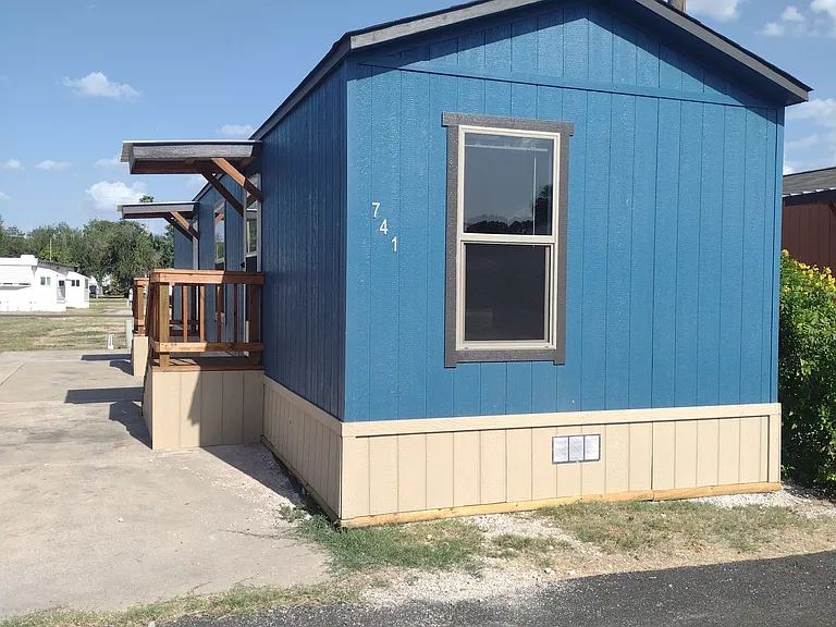 2901 E Highway 107 — Photo 36