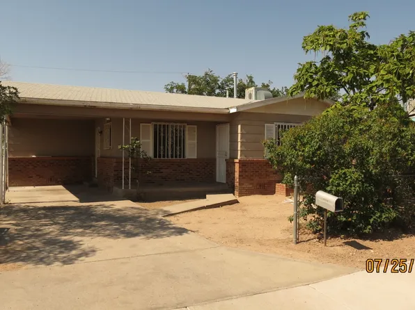 5708 Bohemio Ct SW, Albuquerque, NM 87105