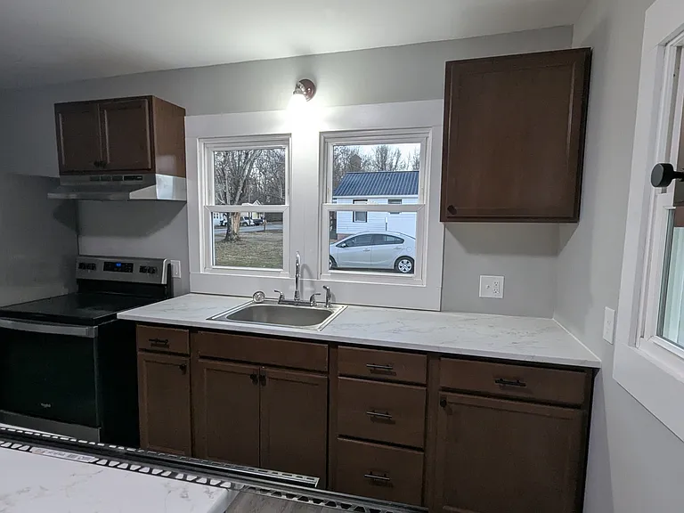 706 Zane Perkins Dr — Photo 4