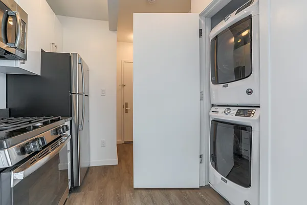 Rented by Glenmark Realty | media 1