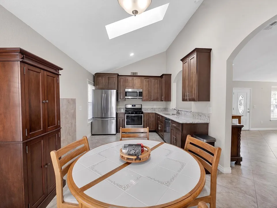 39427 Canyon Rim Cir