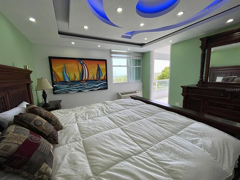 DN-301 Ocean Club At Seven Seas — Photo 21