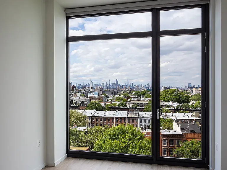 12 Halsey St #831 — Photo 1