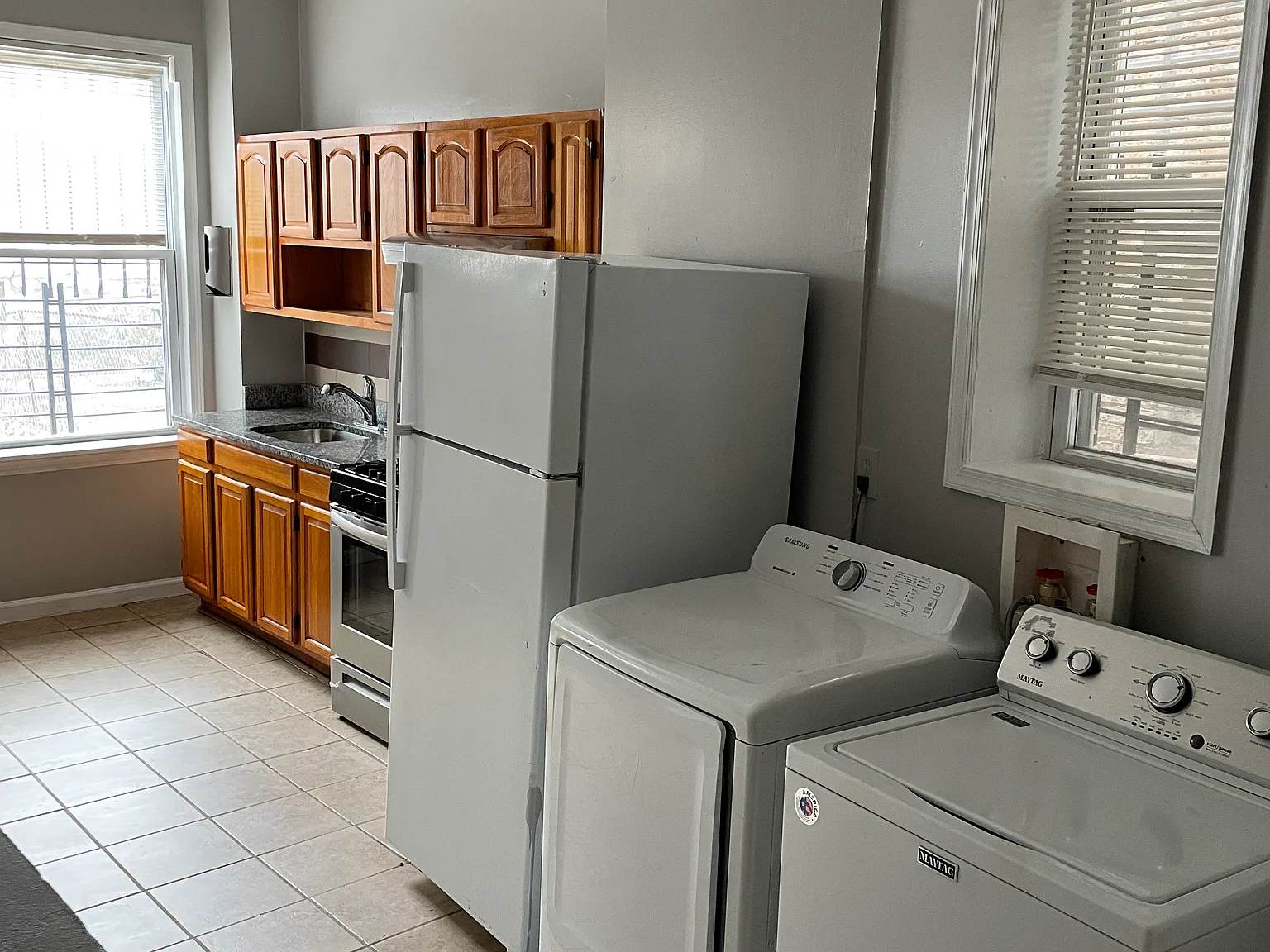 3 bed, 1.5 bath, 1476 sqft, $1,700 — Photo 4