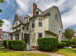 242 Wayland Ave #1, Providence, RI 02906