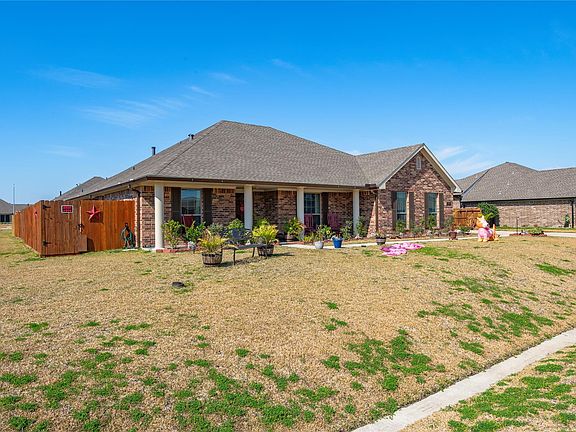 2nd image of 3408 Bastian Rd