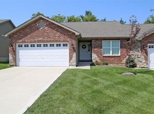 111 Cottleville Hill Ct, Saint Charles, MO 63304