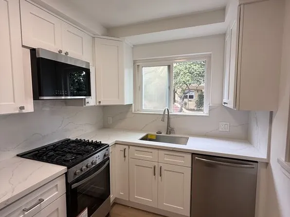 1045 N Edinburgh Ave, Los Angeles, CA 90046