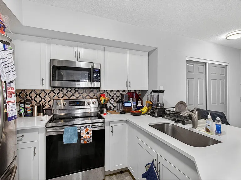 4211 San Marino Blvd #105 — Photo 11