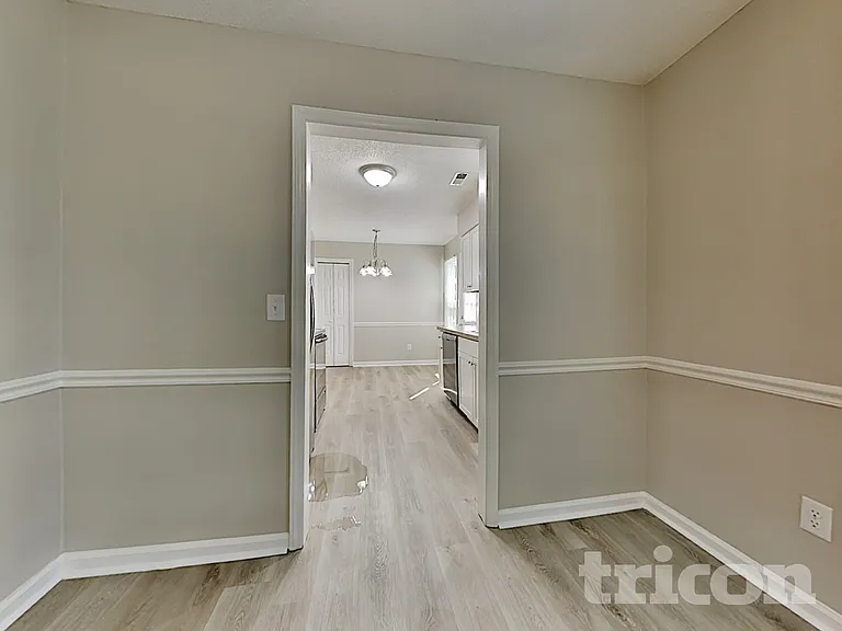 8806 Brass Bell Ct — Photo 3