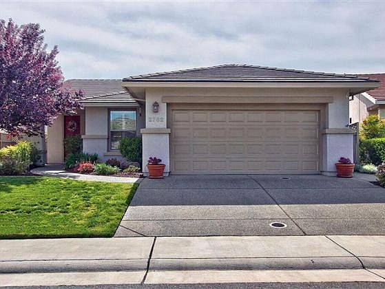 1st image of 2762 Kingfisher Ln