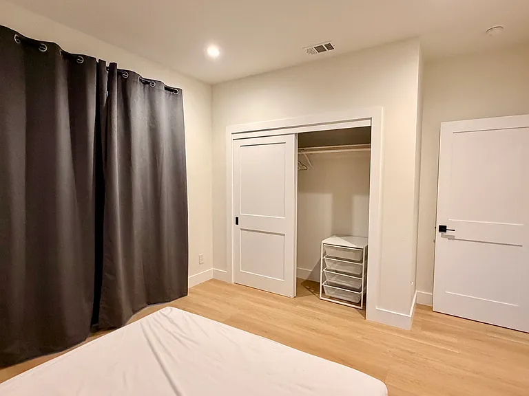 161 Harold Ave — Photo 7