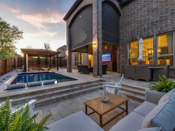 10937 Smoky Oak Trl, Argyle, TX 76226