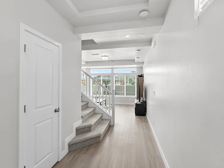 Entry way