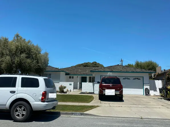 1076 Sierra Madre Dr, Salinas, CA 93901