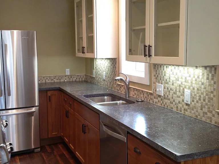 723 Jones St — Photo 7