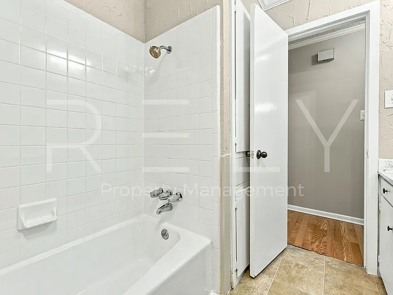 Cv-Aus205 W William Cannon — Photo 17