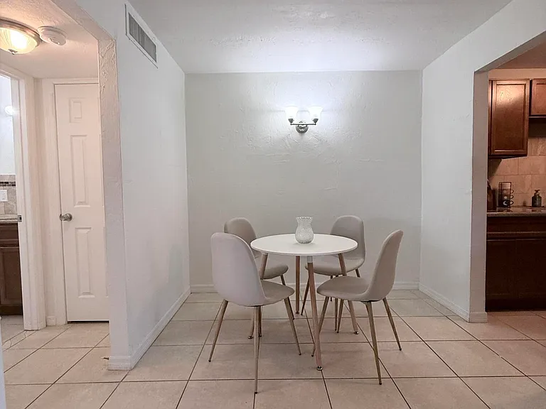 1440 Parkway Dr #11A — Photo 10