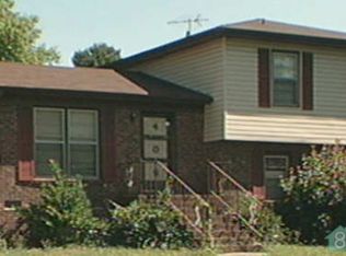 408 Stone Post Rd, Charlotte, NC 28217