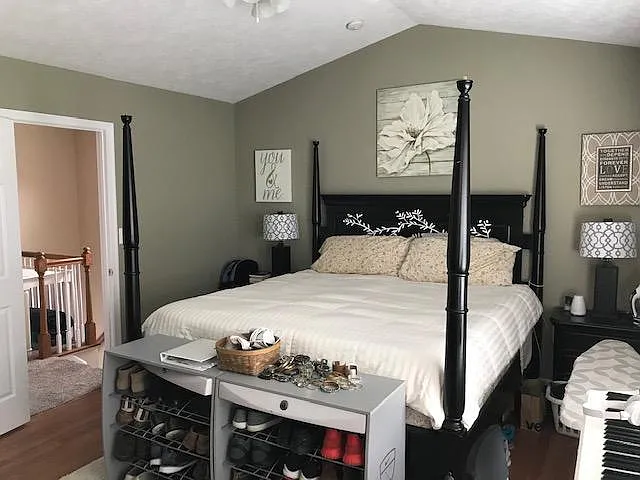 1401 Flowing Spring Ln — Photo 9