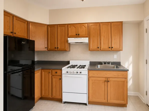 808 N 63rd St #9/3R, Philadelphia, PA 19151