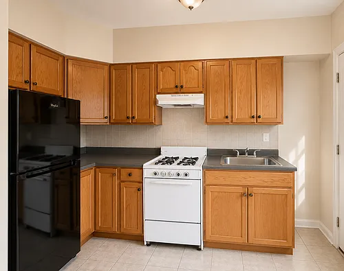 808 N 63rd St #9/3R Photo 1