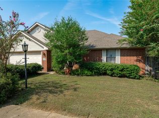 2729 Elfen Gln, Van Buren, AR 72956
