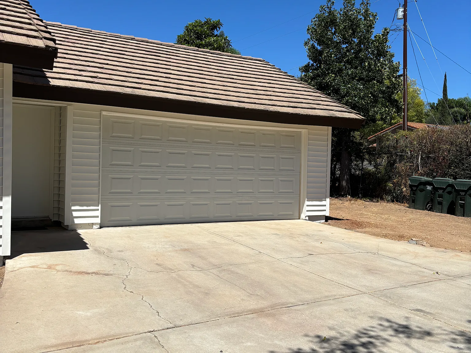 3 bed, 1456 sqft, $3,300 — Photo 3