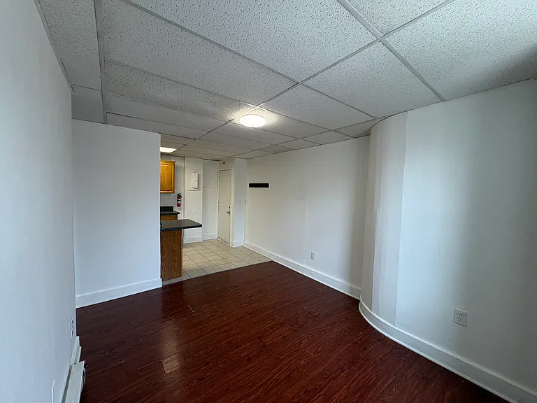 32 N 3rd Ave — Photo 24