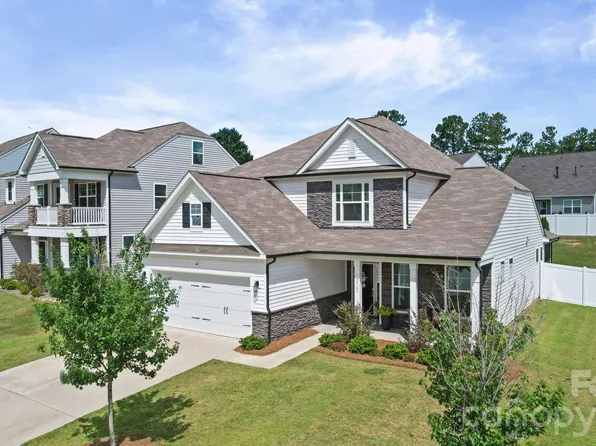 2361 Windley Dr, Gastonia, NC 28054