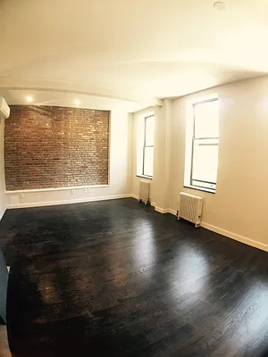 Rented by Bohemia Realty Group | media 32