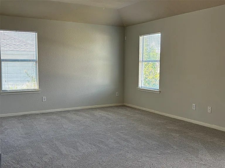 21518 Haylee Way — Photo 15