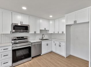 4218 Sierra Vista Ave, Sacramento, CA 95820