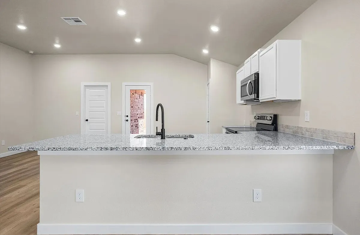 Building Photo - 7446 29th St