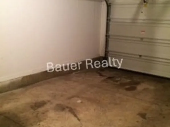 jh, 231 S Jefferson St #2B, Loudonville, OH 44842