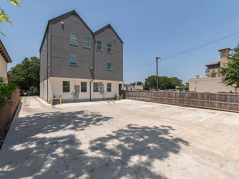3117 Greene Ave — Photo 27
