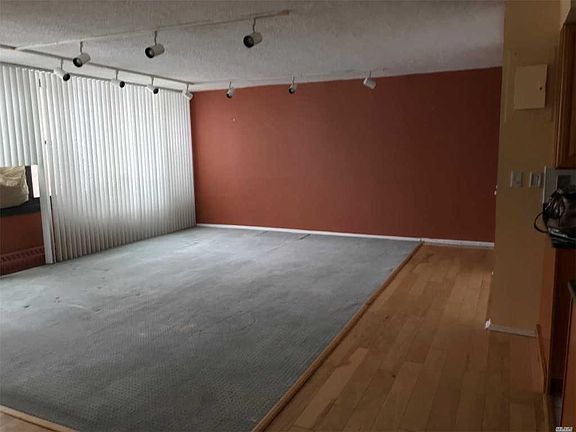3rd image of 1021 162nd St APT 3C