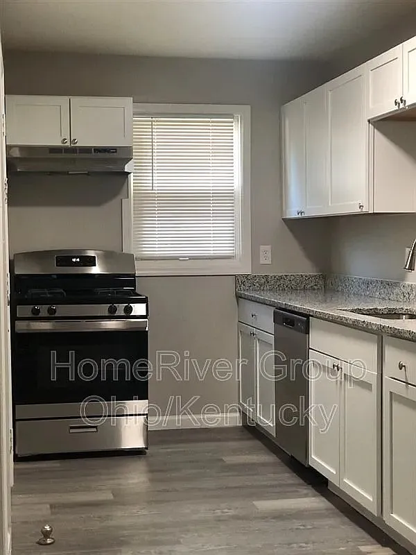 3 bed, 1.0 bath, 1484 sqft, $1,425 — Photo 4