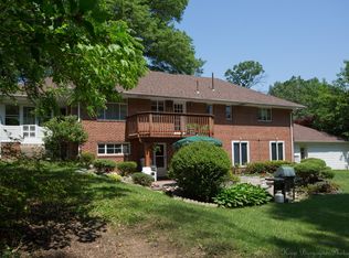 4528 26th St N, Arlington, VA 22207