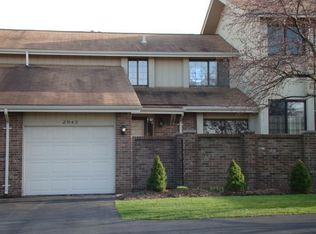 2943 Meadowbrook Dr #1, Rochester Hills, MI 48309