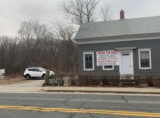 31 Smith Ave, Greenville, RI 02828