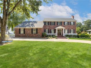 1811 El Contento Cir, Bentonville, AR 72712