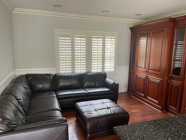10518 Wellworth Ave — Photo 13